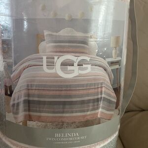 NWT Ugg Belinda Twin Comforter Set$170